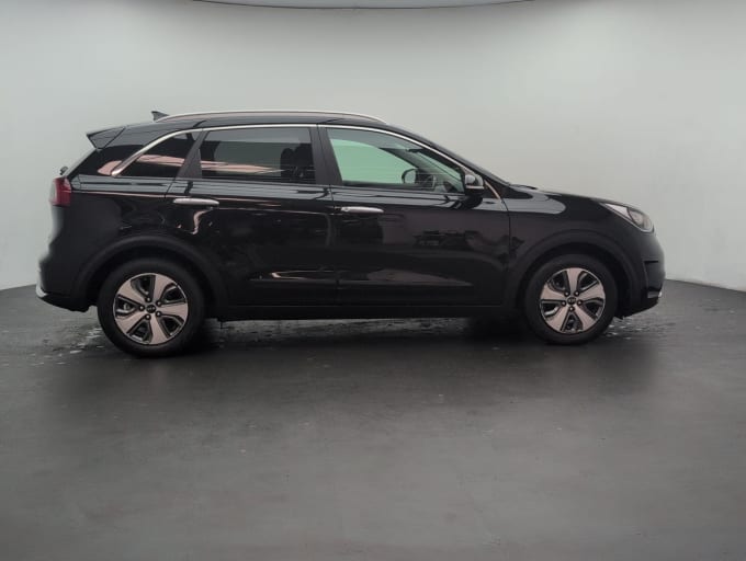 2025 Kia Niro