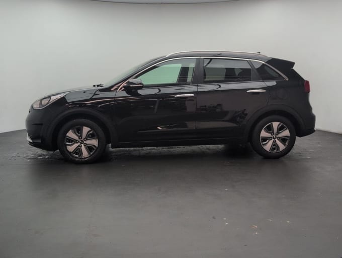2025 Kia Niro