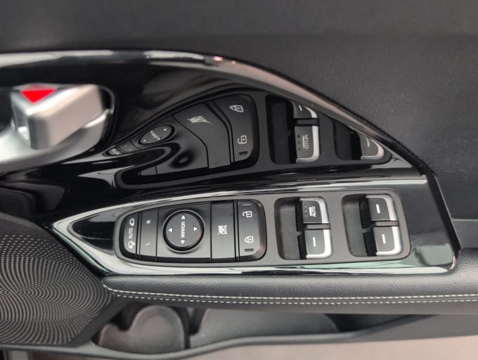 2025 Kia Niro
