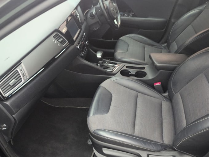 2025 Kia Niro