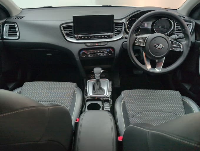 2025 Kia Ceed