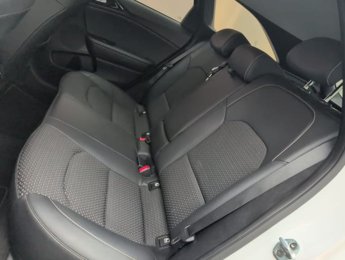 2025 Kia Ceed