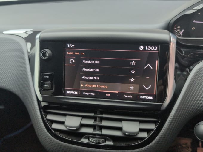 2025 Peugeot 2008