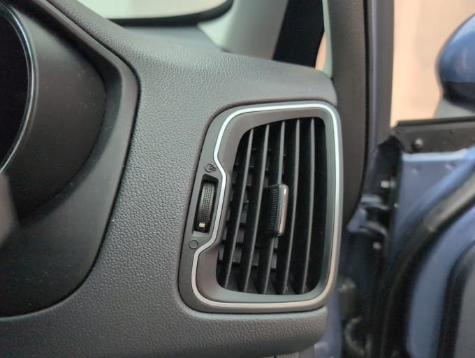 2025 Kia Rio
