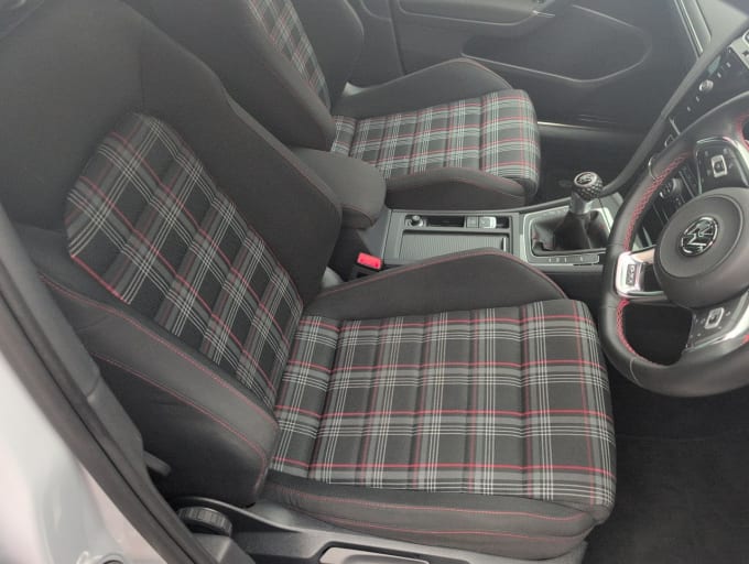 2018 Volkswagen Golf