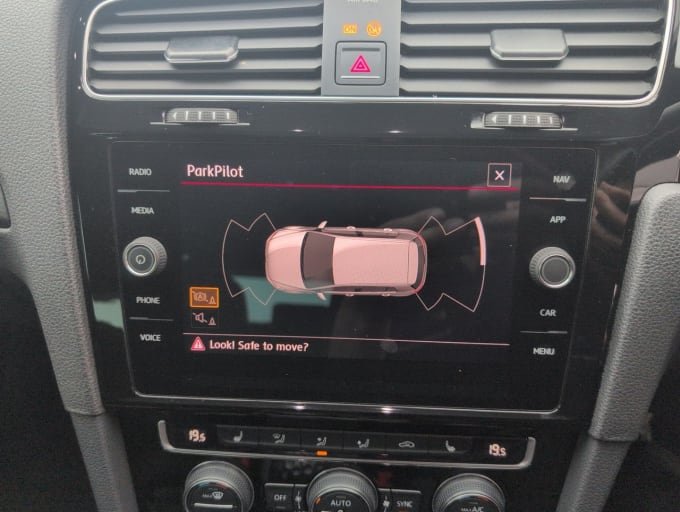 2018 Volkswagen Golf