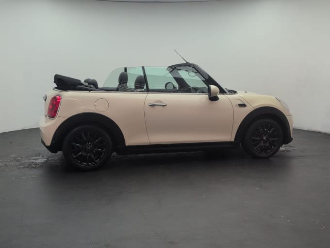 2025 Mini Convertible