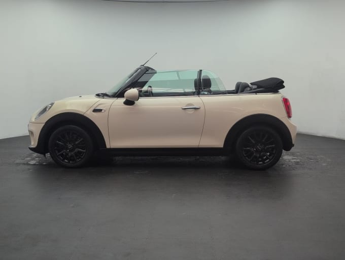 2025 Mini Convertible