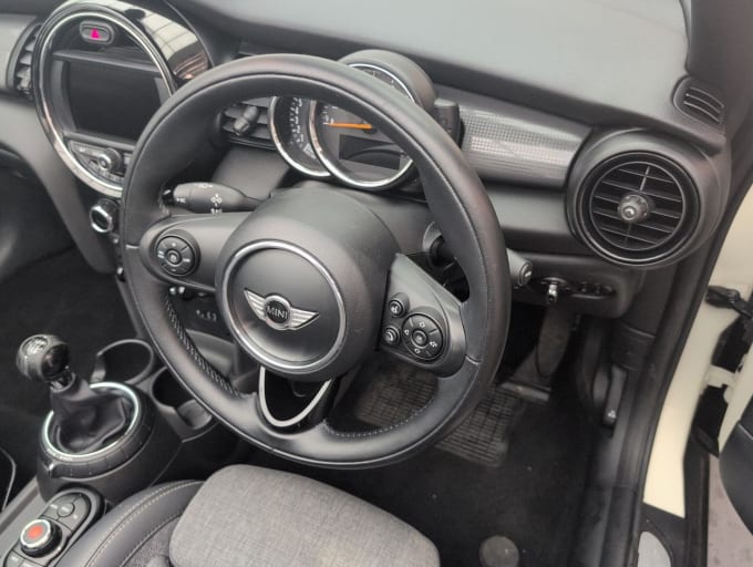 2025 Mini Convertible