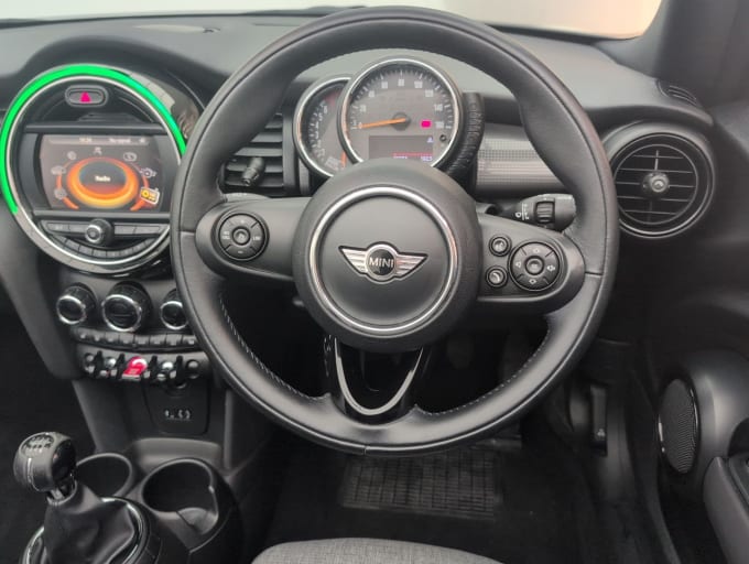 2025 Mini Convertible