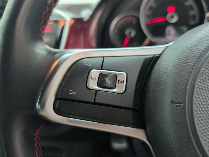 2025 Volkswagen Up!