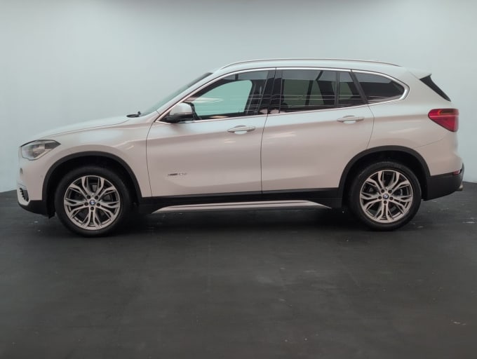2025 BMW X1