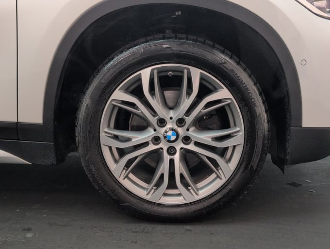 2025 BMW X1