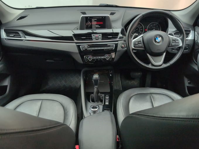2025 BMW X1