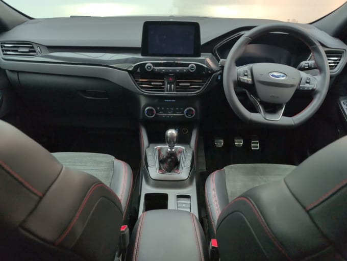 2025 Ford Kuga