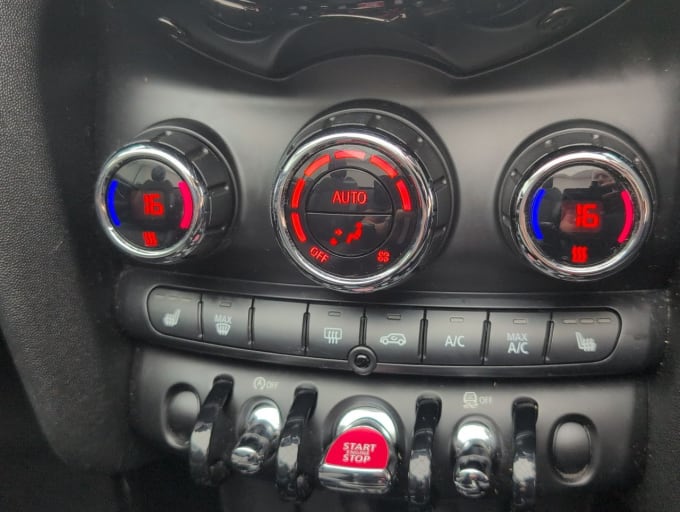 2025 Mini Convertible
