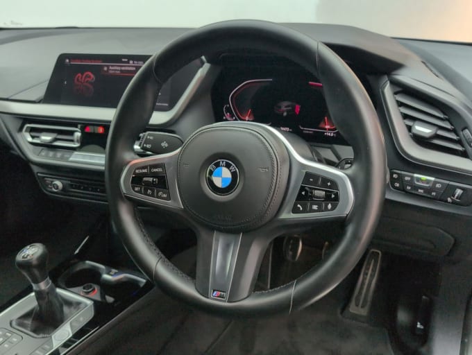 2025 BMW 1 Series