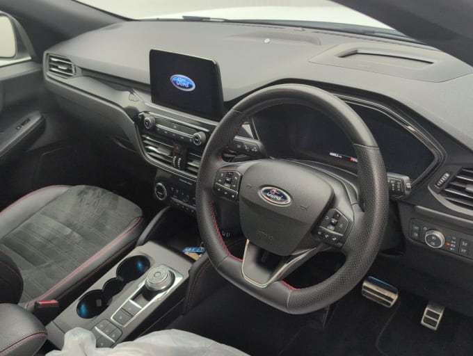 2025 Ford Kuga