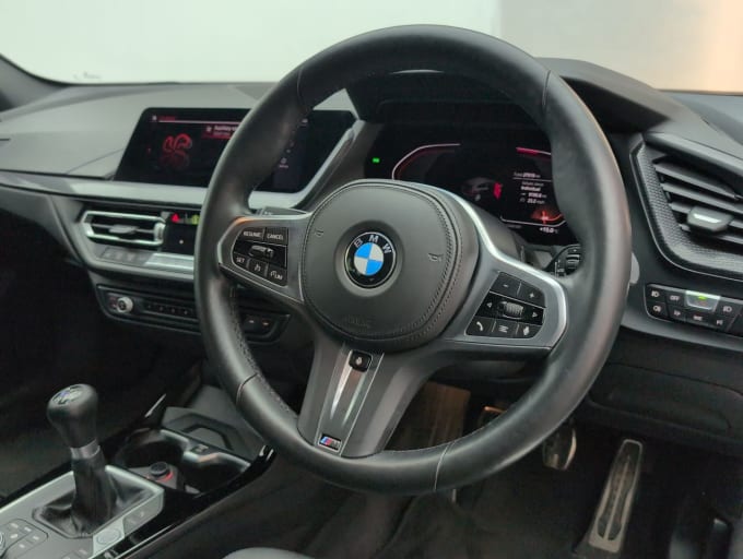 2025 BMW 1 Series