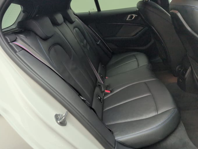 2025 BMW 1 Series