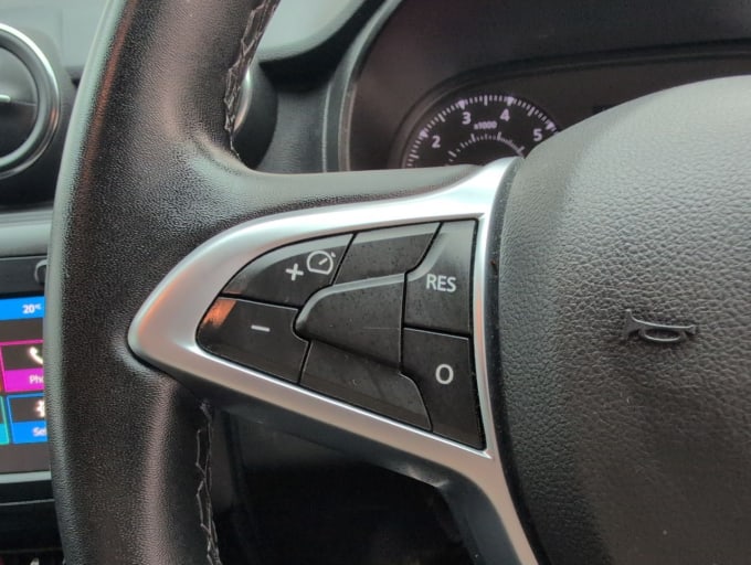 2025 Dacia Duster