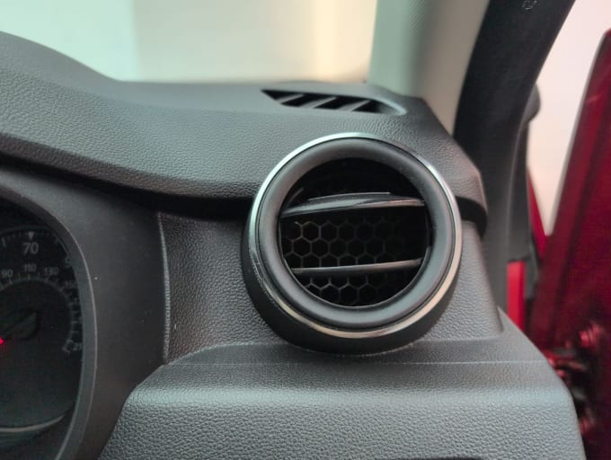 2025 Dacia Duster