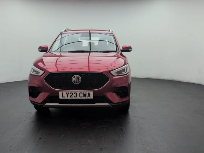 2025 Mg Mg Zs