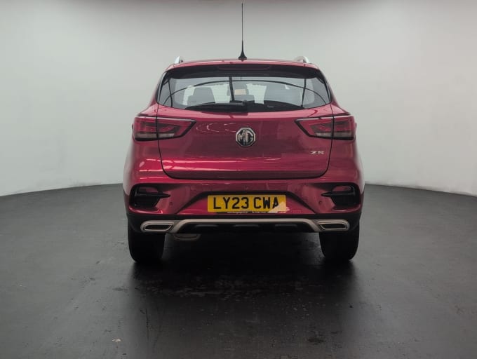 2025 Mg Mg Zs