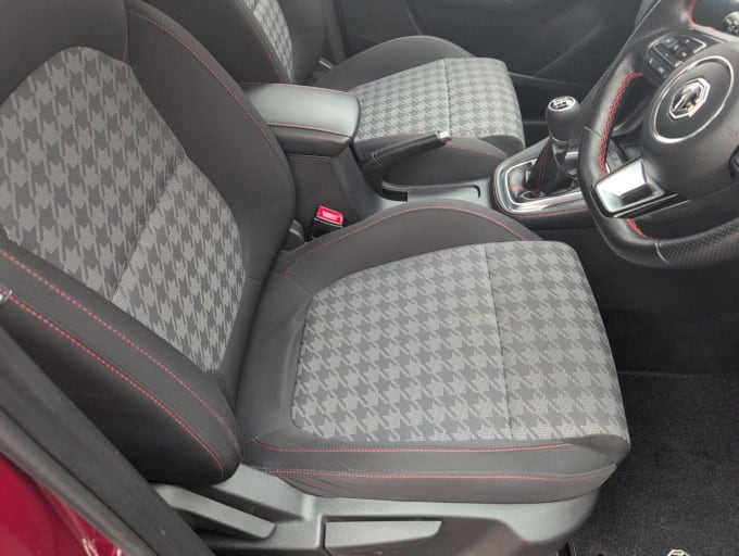 2025 Mg Mg Zs