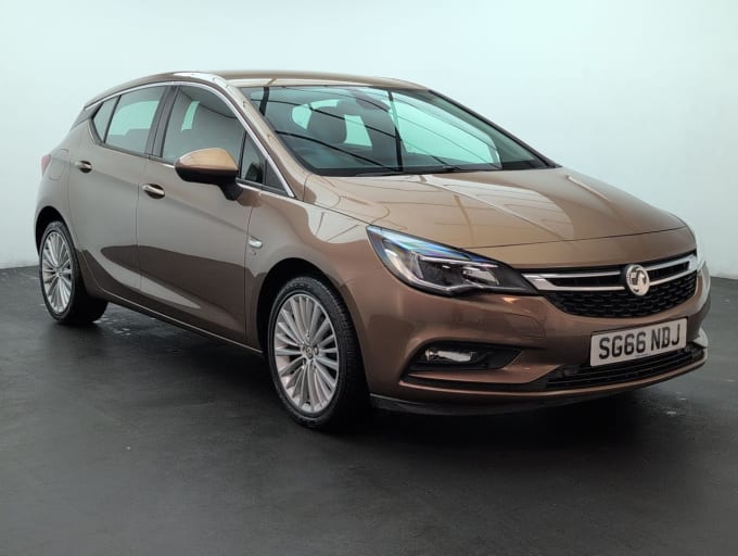 2025 Vauxhall Astra