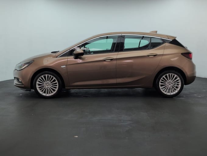 2025 Vauxhall Astra