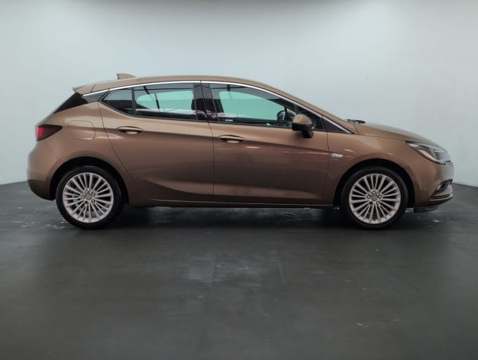 2025 Vauxhall Astra
