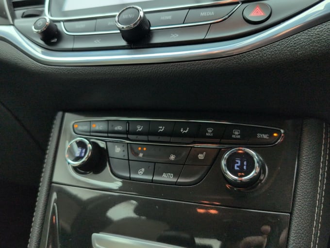 2025 Vauxhall Astra