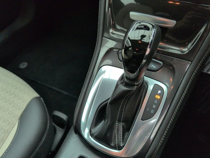 2025 Vauxhall Astra