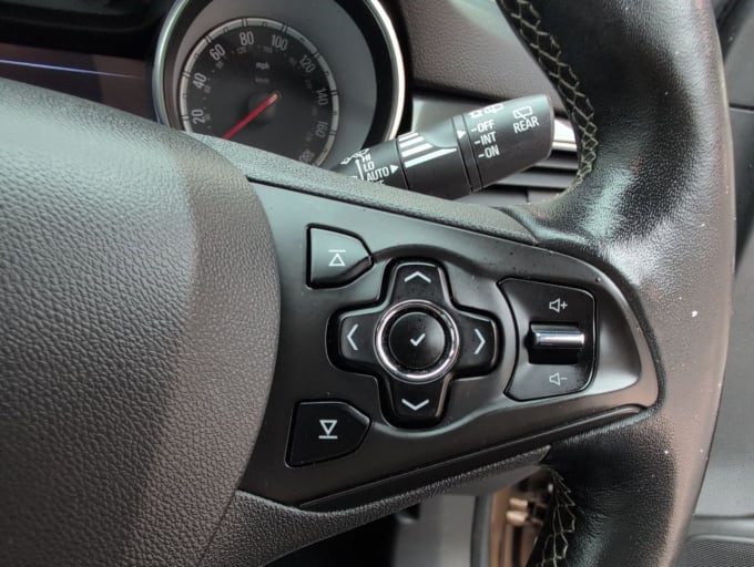 2025 Vauxhall Astra