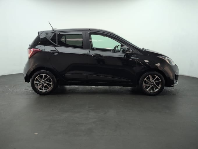 2025 Hyundai I10