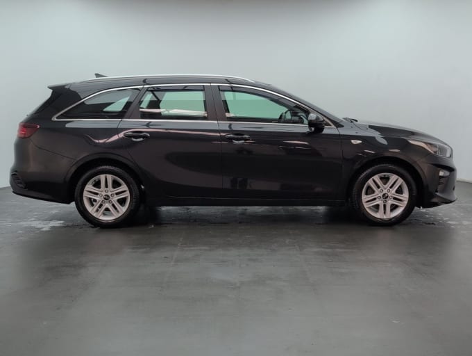 2025 Kia Ceed