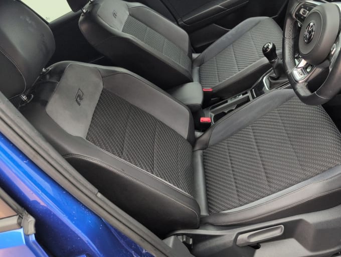 2025 Volkswagen T-roc