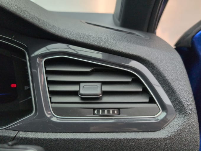 2025 Volkswagen T-roc