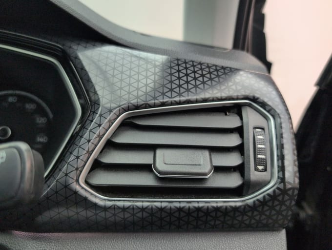 2025 Volkswagen T-cross