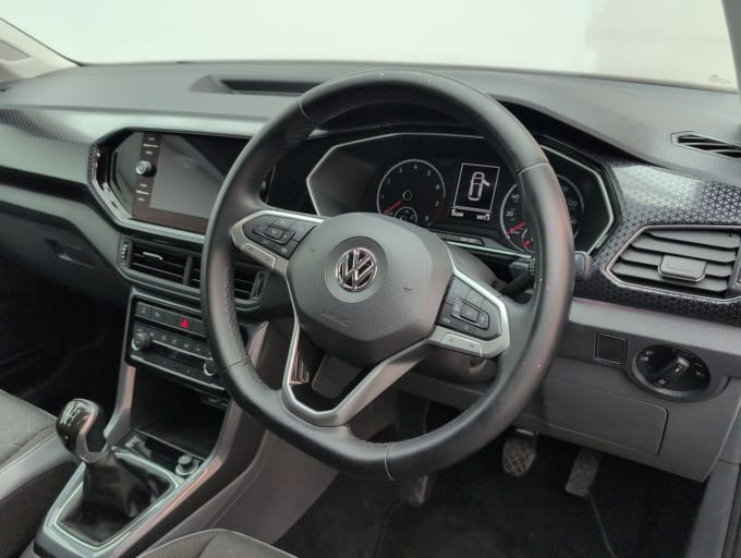 2025 Volkswagen T-cross