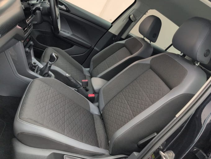2025 Volkswagen T-cross