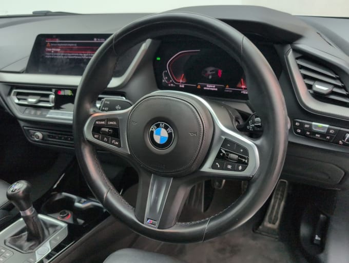 2025 BMW 1 Series