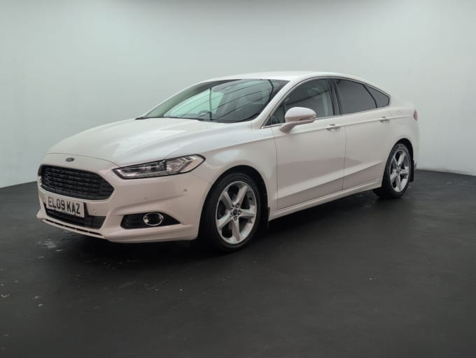 2025 Ford Mondeo