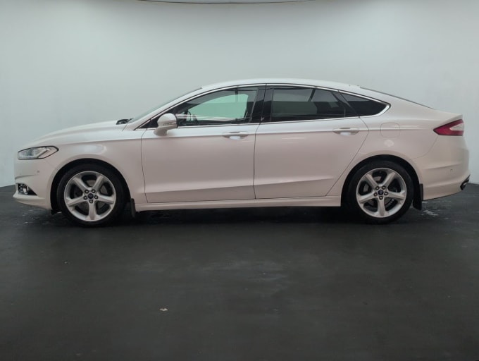 2025 Ford Mondeo