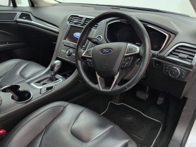 2025 Ford Mondeo