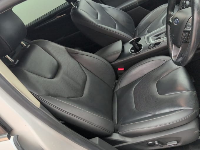 2025 Ford Mondeo