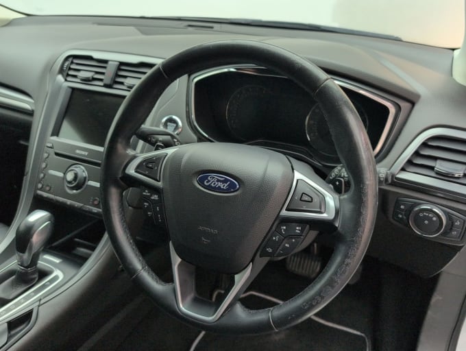 2025 Ford Mondeo