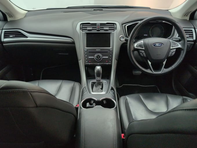 2025 Ford Mondeo