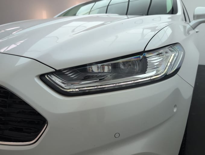 2025 Ford Mondeo